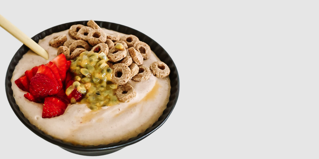 Summer smoothie bowl